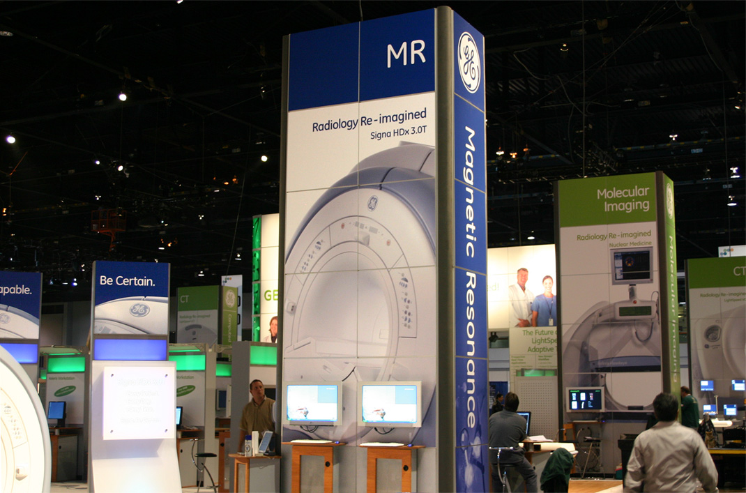 MR exhibit photo at setup